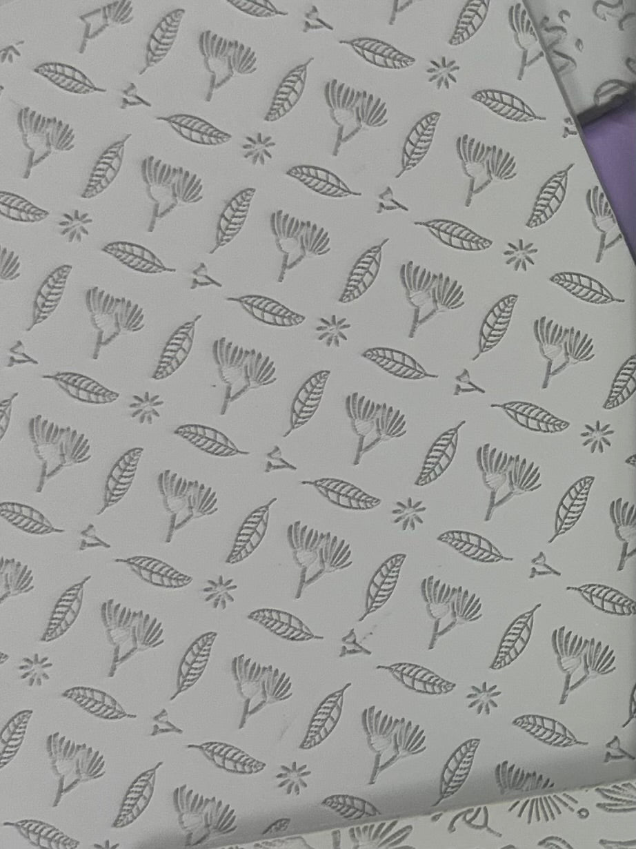 Renee Damiani Texture Mat - Gum nuts