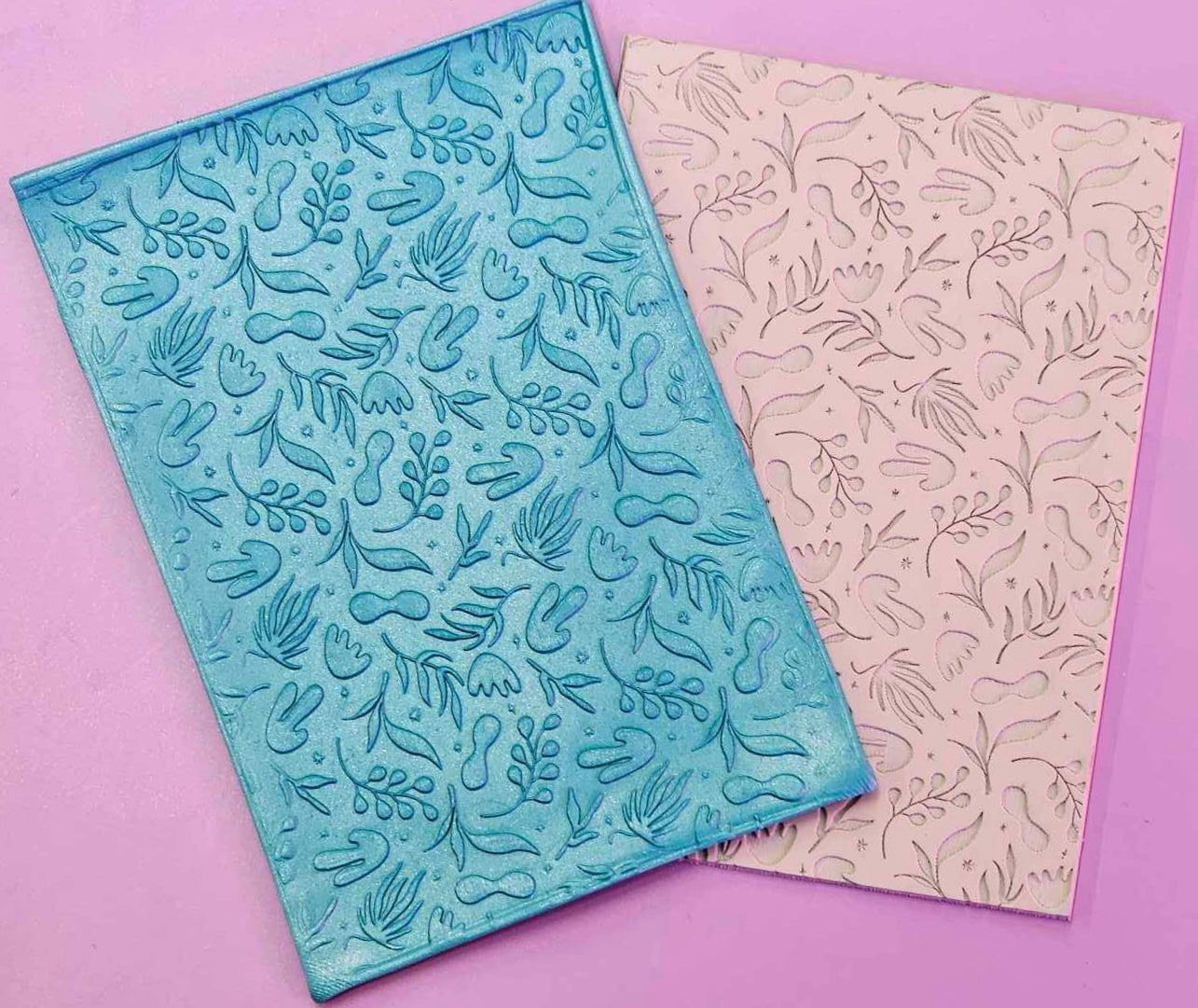 Organic leaves and shapes