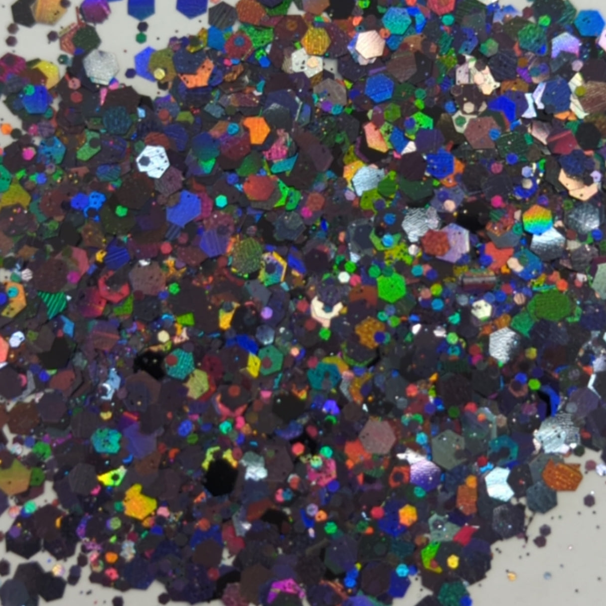 Holographic Chunky Mix Black