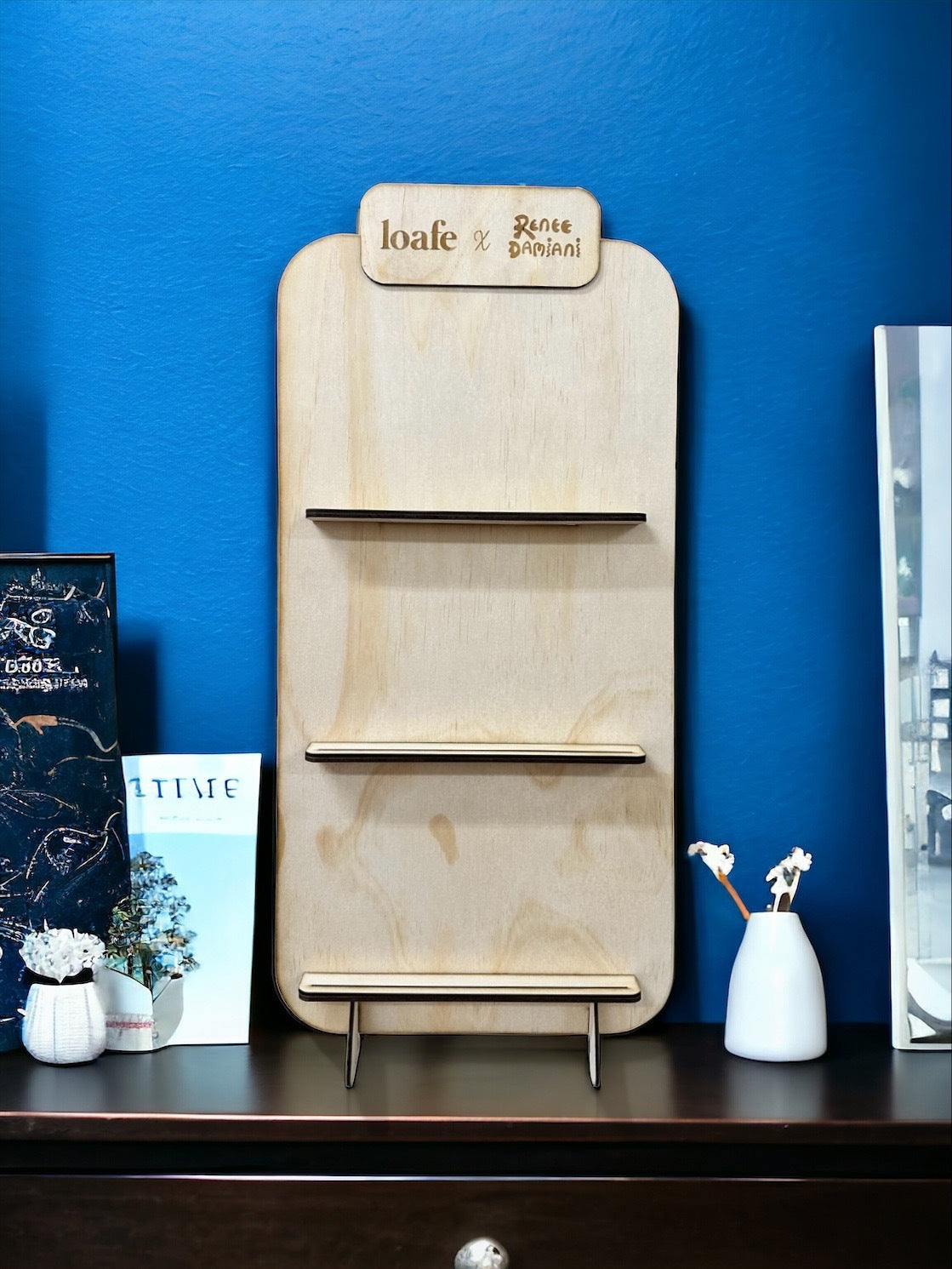 Narrow Lightweight Display